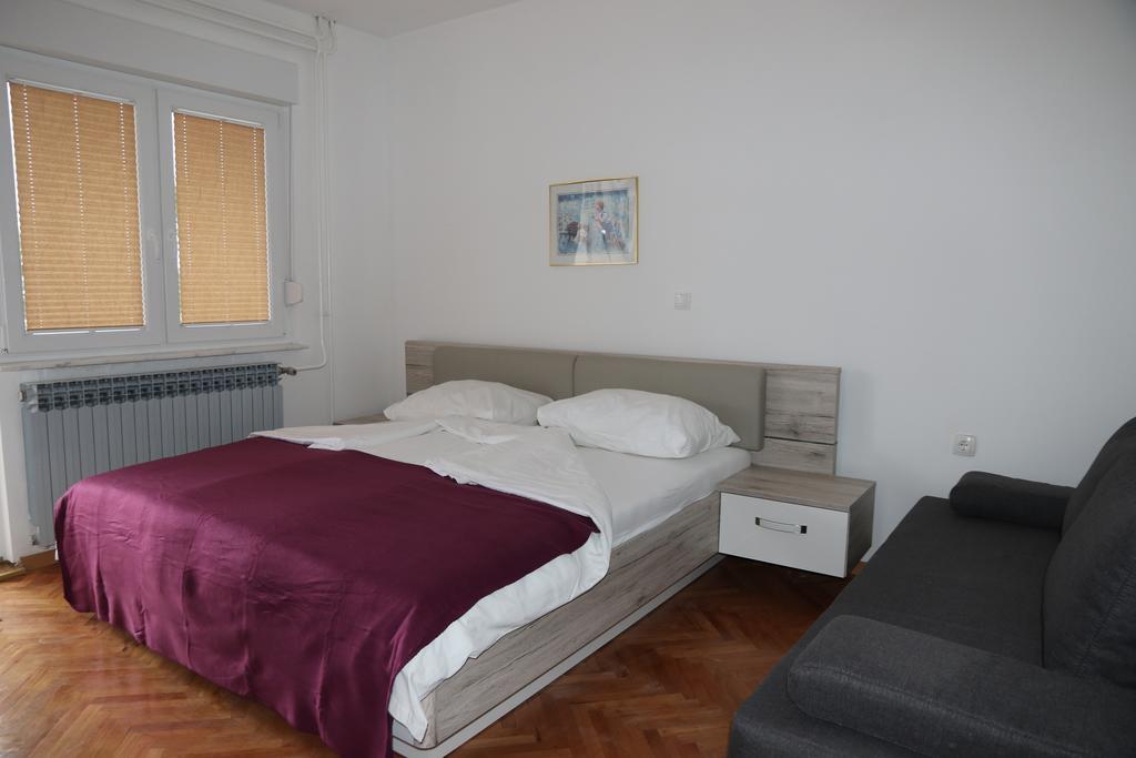 Apartmani Villa Christina Ičići Eksteriør billede
